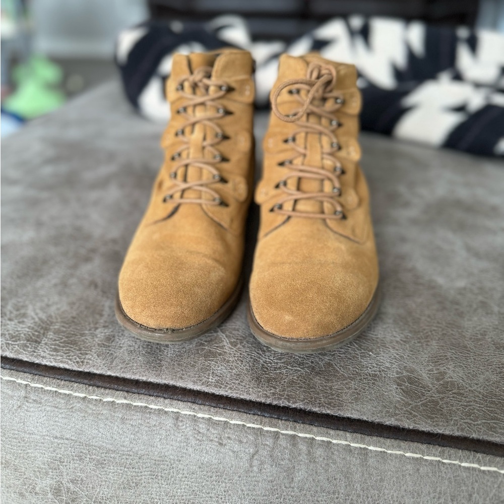 Earth Tan Ankle Boot